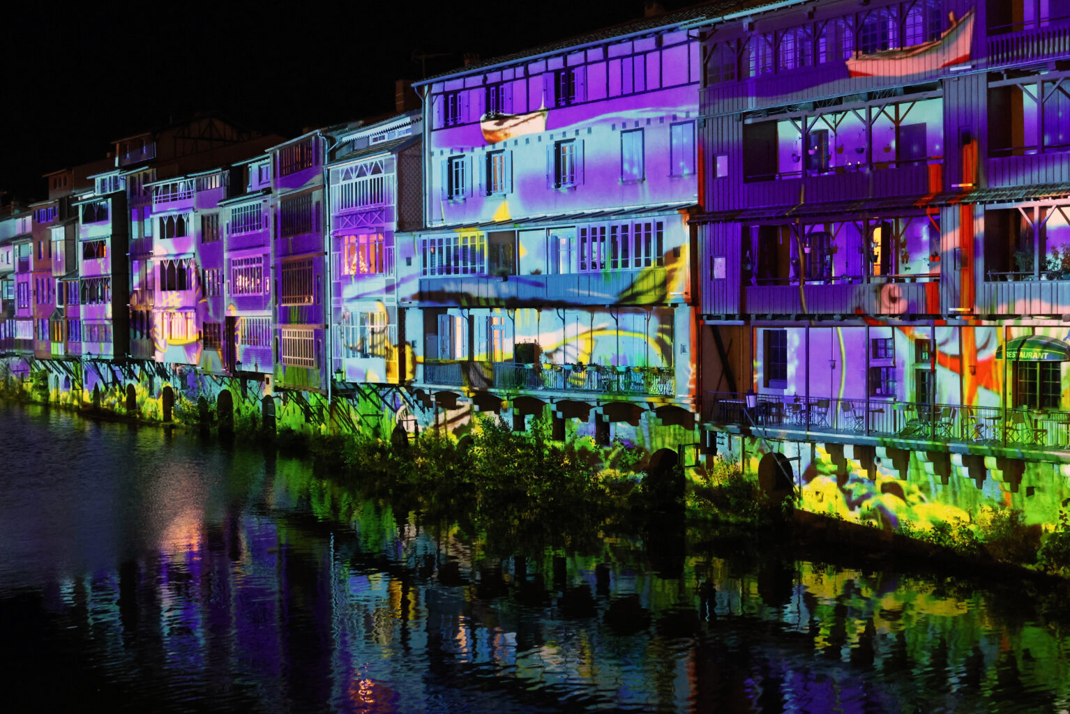 fresques_de_lumiere_maisons_sur_lagout_2023-12-03_ef_1