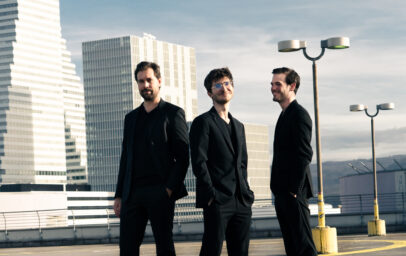 p33_trio_eclipse
