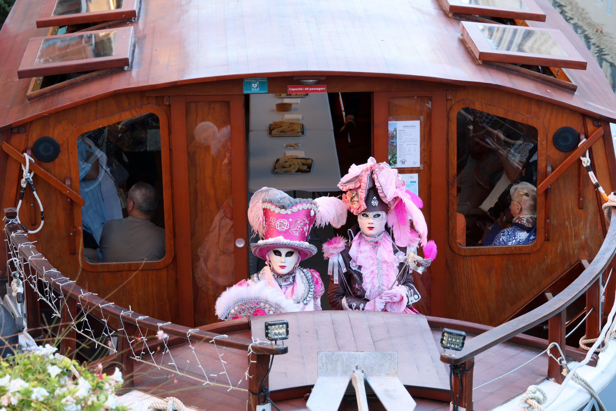 ev_aperitif_italien_avec_les_masques_abord_du_coche_deau_2023-09-14_ef_7